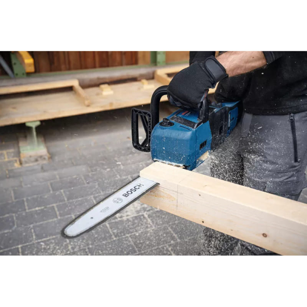 Акумуляторна ланцюгова пилка Bosch GKE 18V-40 (06008D3000) SOLO без аку та ЗП