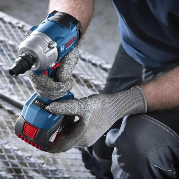 Гайковерт акумуляторний ударний GDS 18V-350 Bosch (06019M5021)