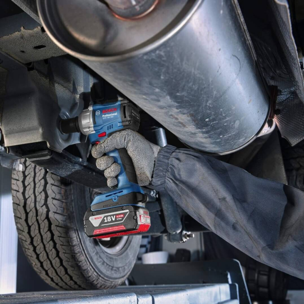 Гайковерт акумуляторний ударний GDS 18V-350 Bosch (06019M5021)