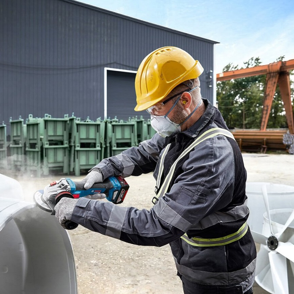 Акумуляторна безщіткова кутова шліфувальна машина Bosch GWS 18V-11 (06019N4100) (Solo - без аку та ЗП)