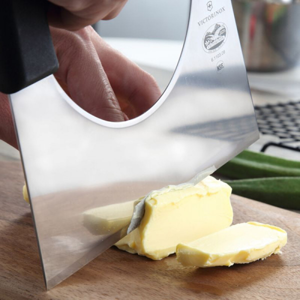 Ніж для сиру Victorinox Fibrox Cheese 6.1103.09