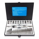 Набір мітчиків і плашок 50пр. (М3х0.5,4х0.7,5х0.8,6х1.0,8х1.25,6,8,10-32,10,12-24,1/4-20/28,5/16-18/24,3/8-16/24,7/16-14/20,1/2-13,1/2-20) у метал.кейсі SCHEPPACH SCH-M050-3