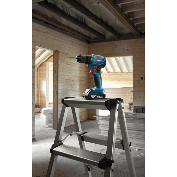 Безщітковий акумуляторний дриль-шурупокрут Bosch GSR 185-LI Professional із 2 акб GBA 18V 2.0Ah і з/п GAL 18V-20 у кейсі 06019K3000