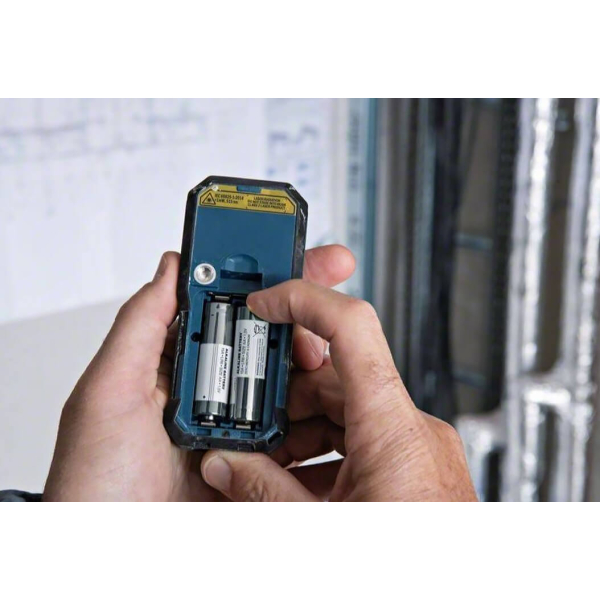 Лазерний далекомір Bosch Professional GLM 50-25 G із чохлом 0601072V00