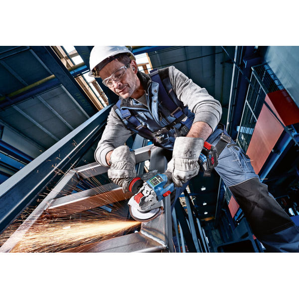 Акумуляторна безщіткова болгарка Bosch Professional GWX 18V-15 SC з регулюванням в L-Boxx 136 без акб та з/п 06019H6500