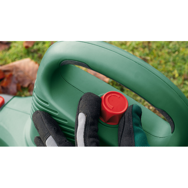 Повітродувка-пилосос Bosch UniversalGardenTidy 3000  06008B1001