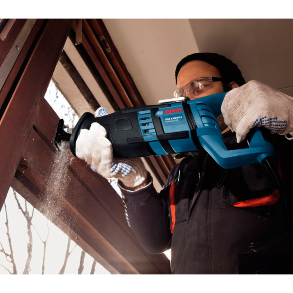 Шабельна пила Bosch Professional GSA 1300 PCE в чемодані 060164E200