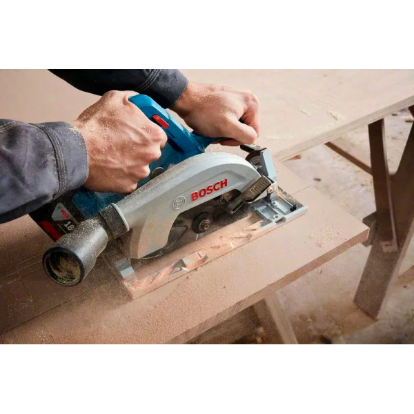 Акумуляторна циркулярна пила Bosch Professional GKS 185-LI, без акб та з/п 06016C1221