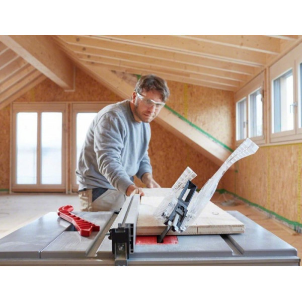 Настільна пилка Bosch GTS 635-216 Professional (0601B42000)