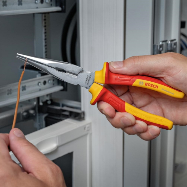 Набір ізольованих плоскогубців Bosch Professional VDE, 3 шт 1600A02NG0