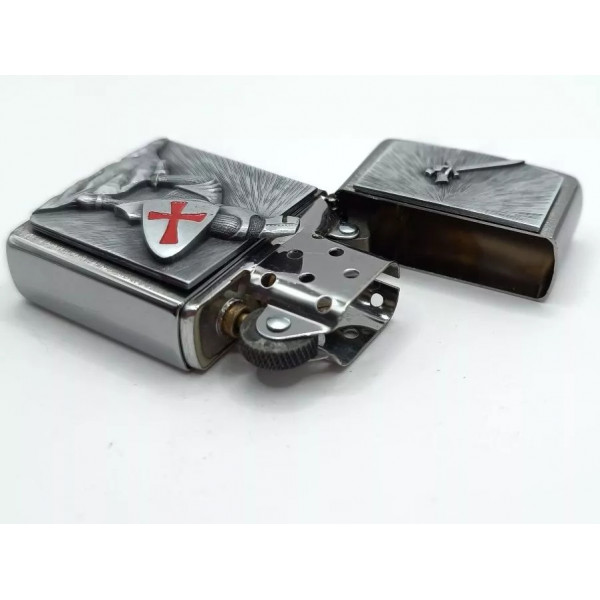 Запальничка бензинова ZIPPO Crusade Victory chrom Перемога, хром (1300103) Запальничка бензинова ZIPPO Crusade Victory chrom Перемога, хром (1300103)