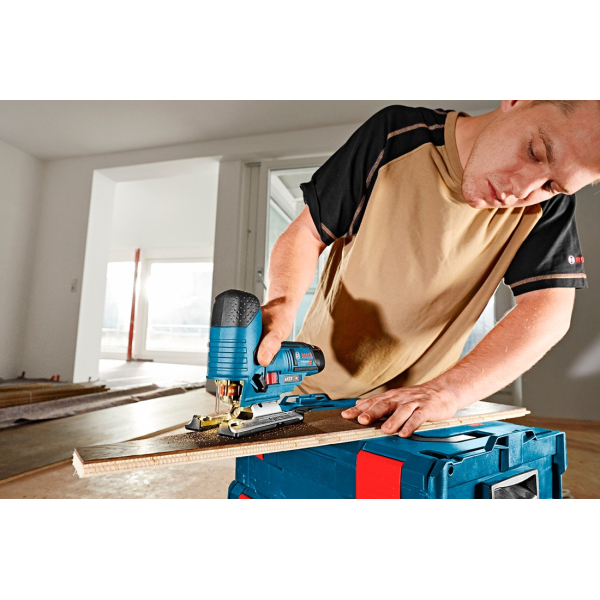 Акумуляторний лобзик Bosch Professional GST 12V-70 без акб та з/п
