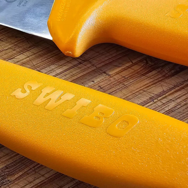 Ніж обробний м'ясника 21 см Victorinox Swibo Butcher пряме широке лезо гладка кромка Жовтогарячий (5.8426.21) Ніж обробний м'ясника 21 см Victorinox Swibo Butcher пряме широке лезо гладка кромка Жовтогарячий (5.8426.21)