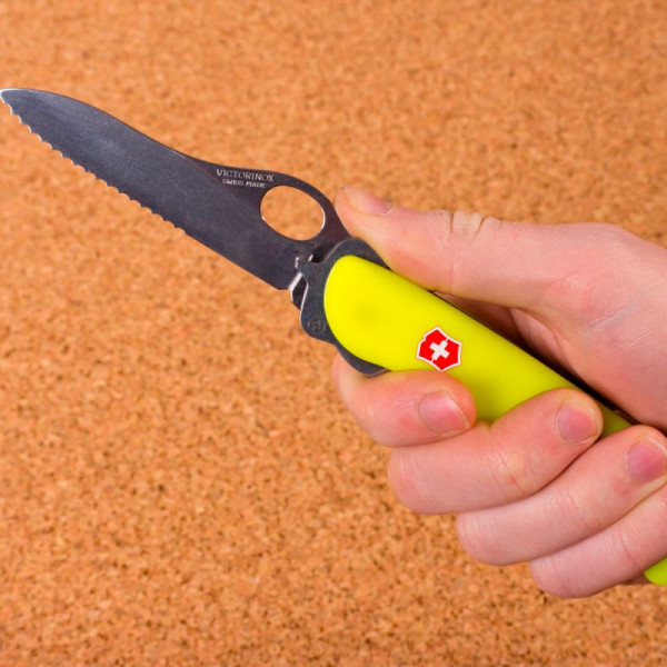 Складаний ніж Victorinox Rescuetool One Hand 0.8623.MWN