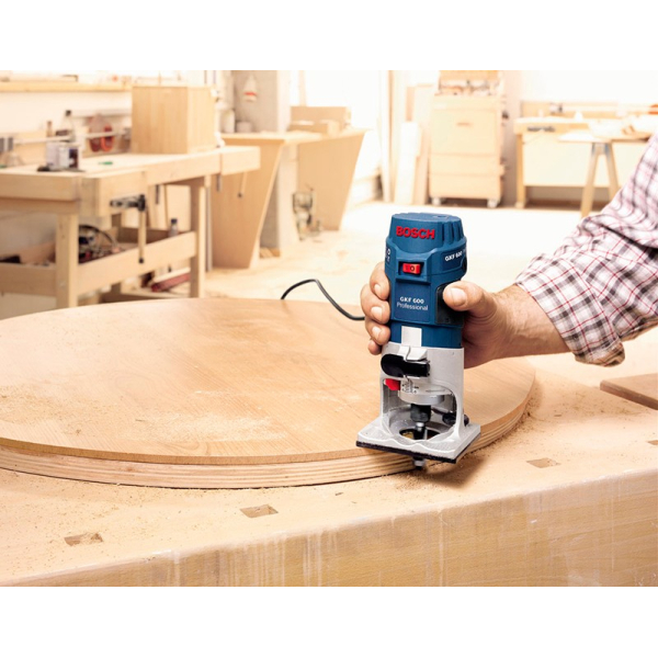 Фрезер кромковий Bosch Professional GKF 600 SET у чемодані