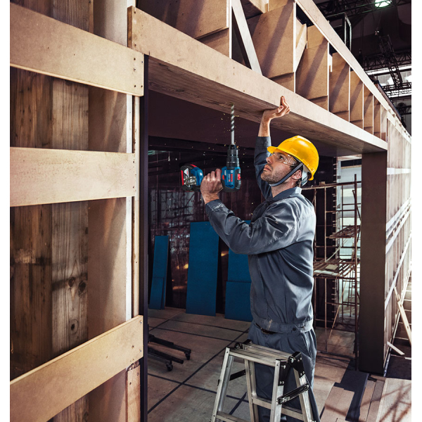 Безщітковий акумуляторний ударний шурупокрут Bosch GSB 18V-50 Professional у L-Case з 2 акб GBA 18V 2 Ah та з/п GAL 18V-20 06019H5100