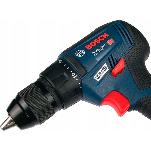 Безщітковий акумуляторний дриль-шурупокрут Bosch Professional GSR 18V-50  в сумці з 2 акб 2 Ah, з/п GAL 18V-20, набором 43 насадок для загвинчування 06019H5004