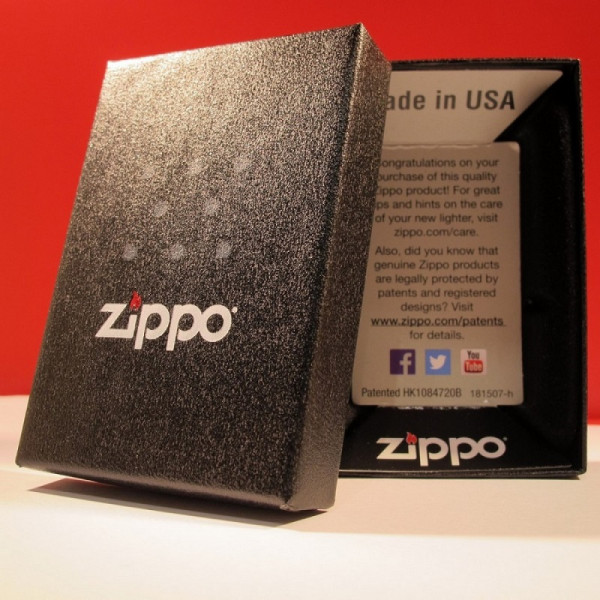Запальничка Zippo (Зіппо) Lips & Cherries 28655 Запальничка Zippo (Зіппо) Lips & Cherries 28655