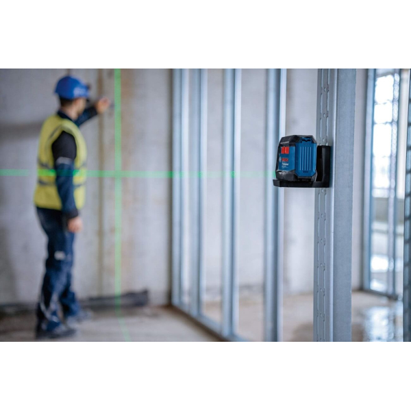 Лазерний нівелір Bosch GLL 12-22 G Professional з батарейками і чохлом 0601065320