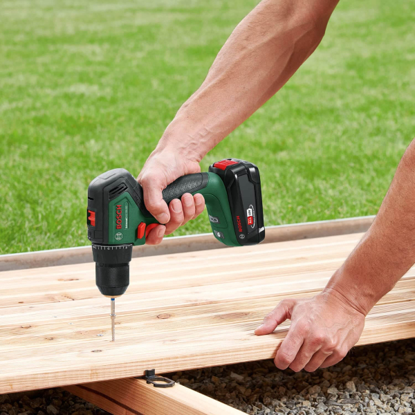 Акумуляторний дриль-шурупокрут Bosch UniversalDrill 18V-60 із 2 акб 2 Ah і з/п AL 18V-20 у кейсі 06039D7002