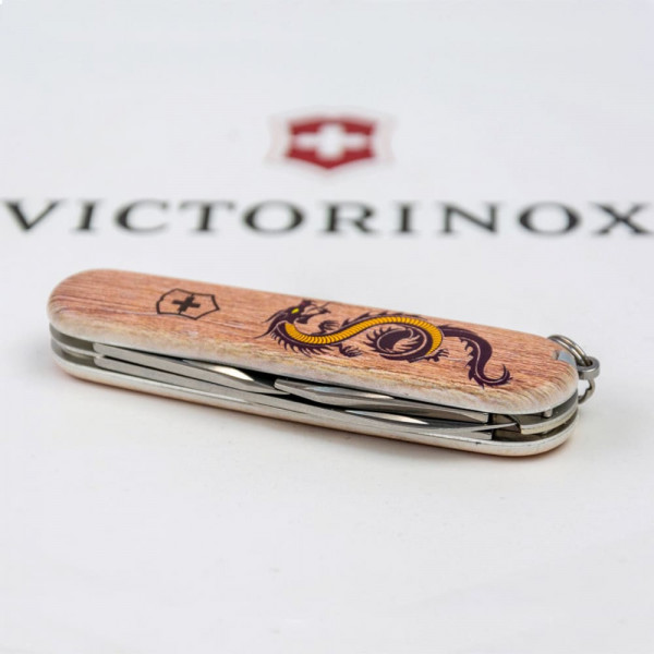 Складаний ніж Victorinox SPARTAN ZODIAC 3D Дерев'яний дракон 1.3603.7.Z3310h