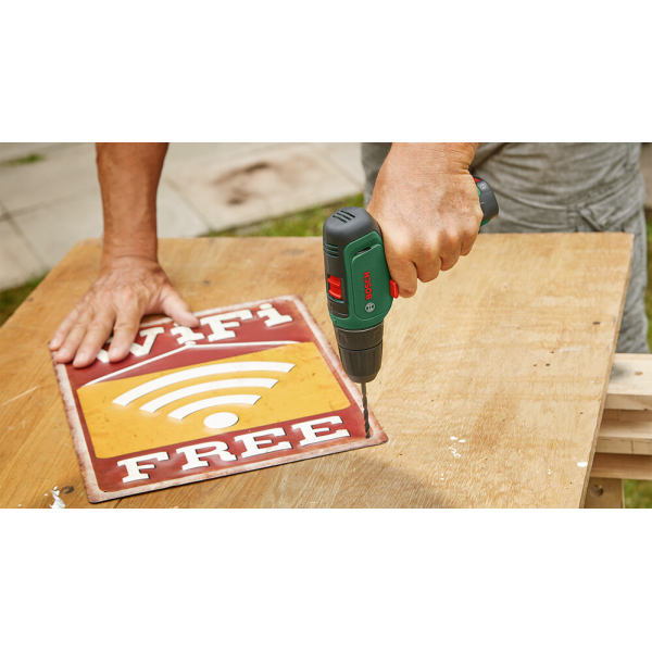 Акумуляторний дриль-шурупокрут Bosch EasyDrill 1200 в чемодані з 1 акб PBA 12V 1,5Ah O-A та з/п GAL 1210 CV 06039D3006 Акумуляторний дриль-шурупокрут Bosch EasyDrill 1200 в чемодані з 1 акб PBA 12V 1,5Ah O-A та з/п GAL 1210 CV 06039D3006