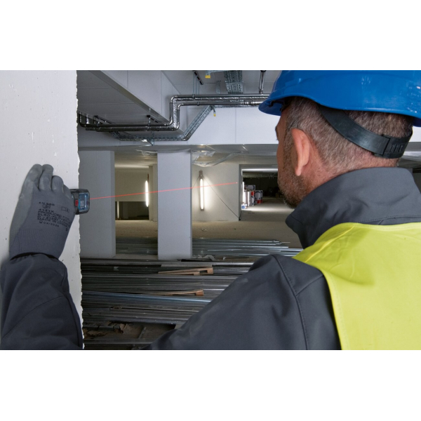 Лазерний далекомір Bosch Professional GLM 50-22 з чохлом 0601072S00