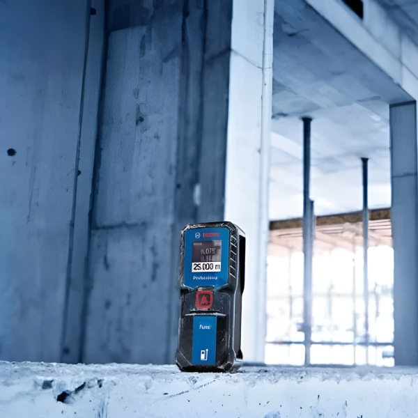 Лазерний далекомір Bosch Professional GLM 25-23 з 2 акб 1,5 V LR03 0601072W00