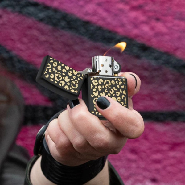 Запальничка Zippo (Зіппо) Leopard Skulls 47001 Запальничка Zippo (Зіппо) Leopard Skulls 47001