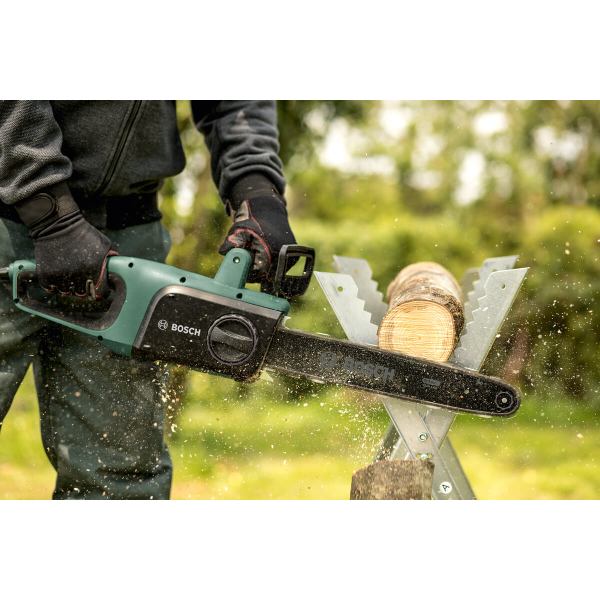 Ланцюгова пила Bosch UniversalChain 35