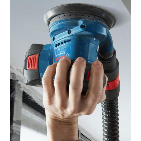 Ексцентрикова шліфмашина акумуляторна Bosch Professional GEX 185-LI в кейсі з акб GBA 18V 4.0Ah і з/п GAL 18V-40 06013A5021