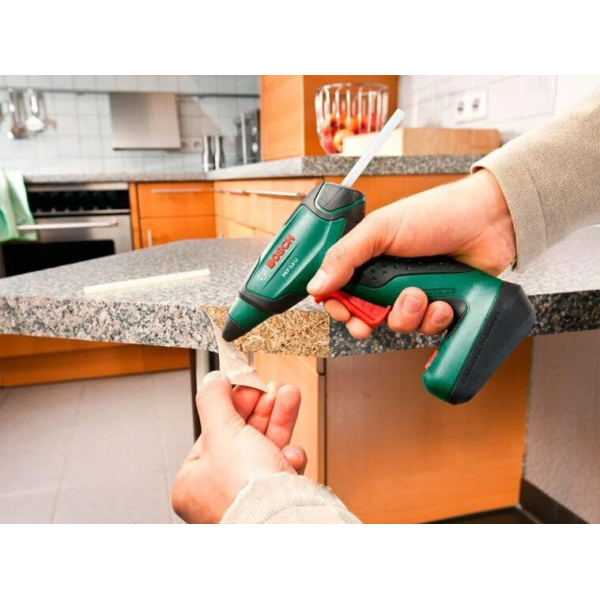 Акумуляторний клейовий пістолет Bosch PKP 3,6 LI зі з/п 0603264620