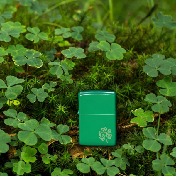 Запальничка Zippo (Зіппо) Lucky Clover 46850 Запальничка Zippo (Зіппо) Lucky Clover 46850