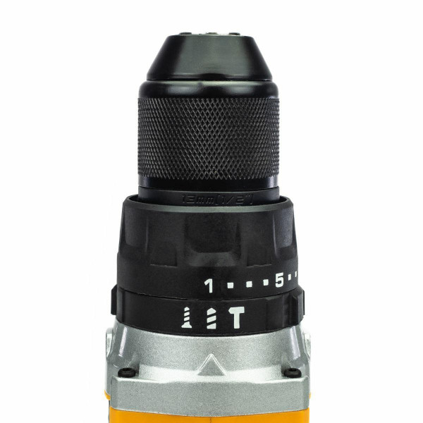 Безщіткова ударна дриль-шуруповерт (JCB-BLCD-BE) 18V, max 65Nm в комплекті із зарядним пристроєм (JCB-18VFC-E) 2.4A та батареєю акумуляторною (JCB-20LI-E) 2.0AH JCB-18BLCD-