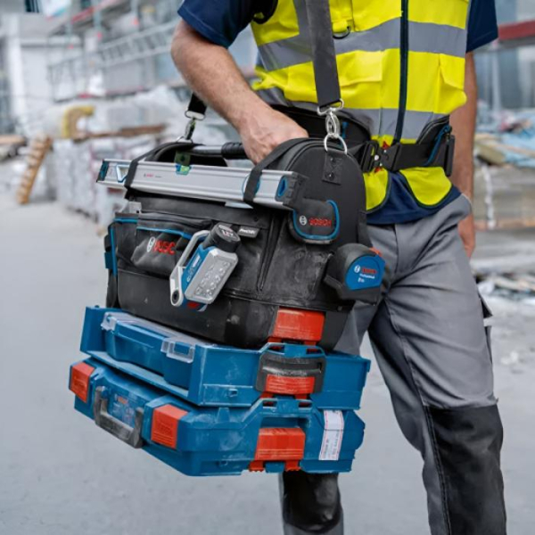 Сумка GWT 20 Bosch Professional та набір ручних інструментів 1600A02H5B