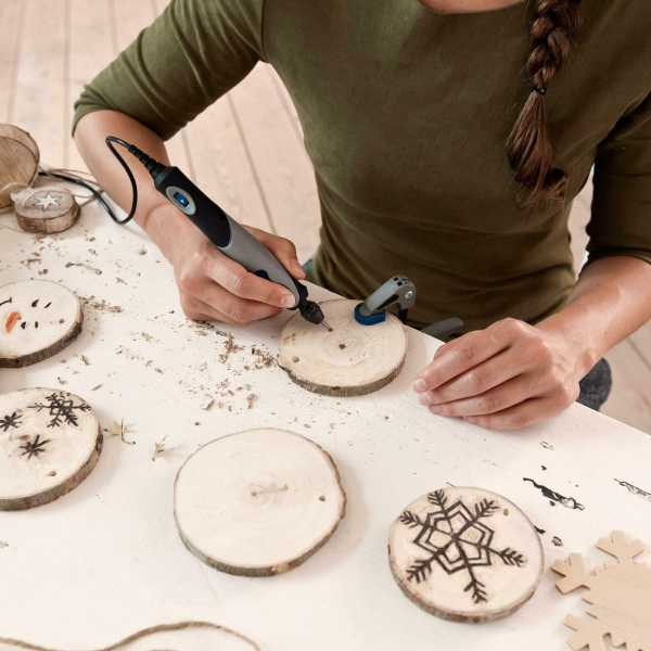 Багатофункціональний інструмент Dremel Stylo+ з 15 насадками F0132050JM