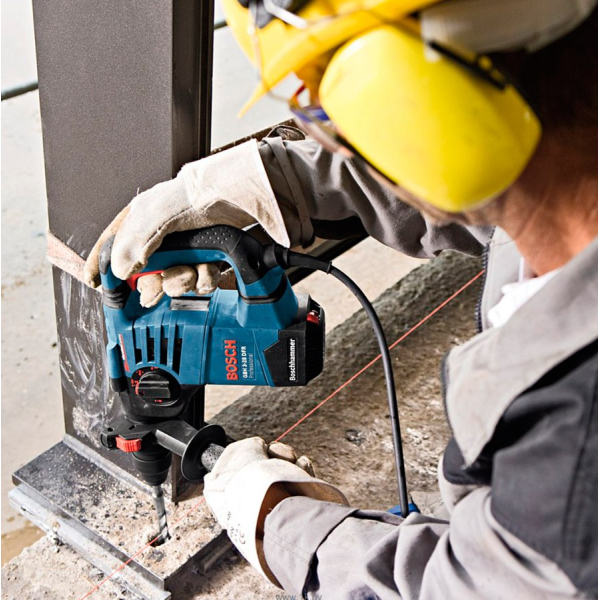 Перфоратор Bosch Professional GBH 3-28 DFR в чемодані з ШЗП 061124A000