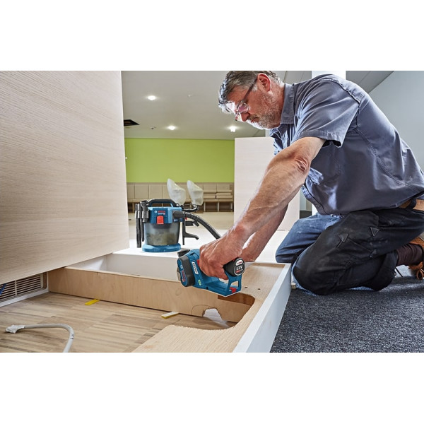 Акумуляторний рубанок Bosch GHO 12V-20 Solo (06015A7000)