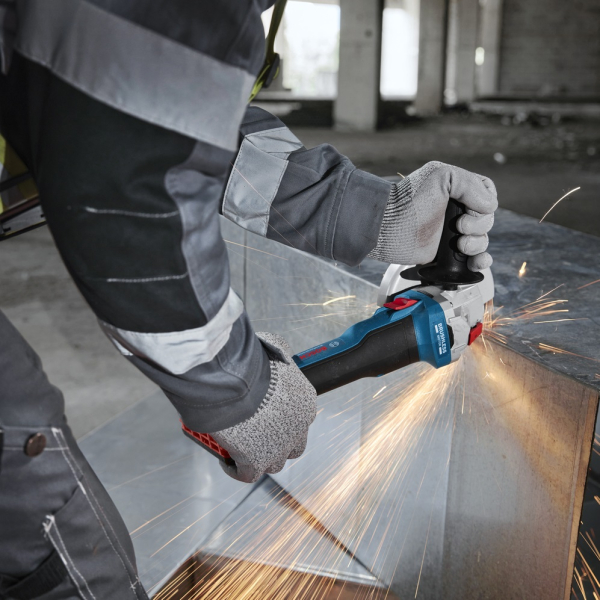 Акумуляторна кутова шліфмашина Bosch GWS 18V-8 Professional без акб та з/п, в картоні 06019N9000