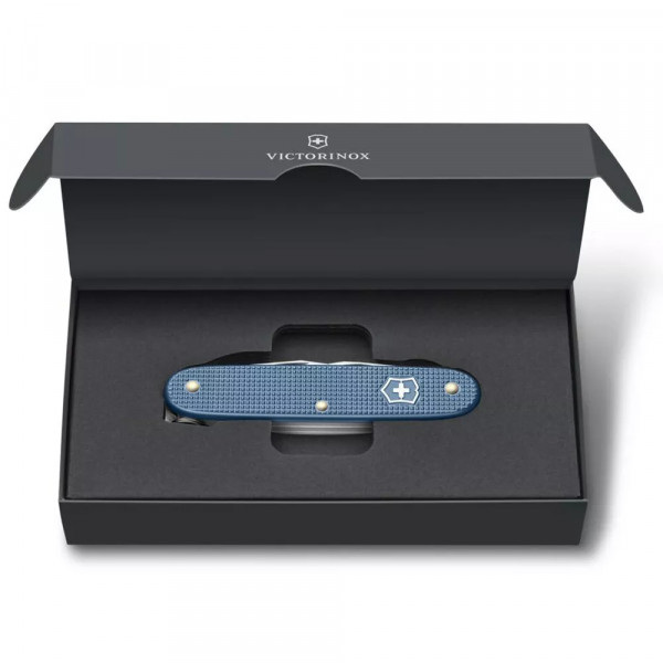 Складаний ніж 93 мм Victorinox Pioneer X Alox Limited Edition 2026 Glacial Blue 9 функцій Синій (0.8231.L26) Складаний ніж 93 мм Victorinox Pioneer X Alox Limited Edition 2026 Glacial Blue 9 функцій Синій (0.8231.L26)