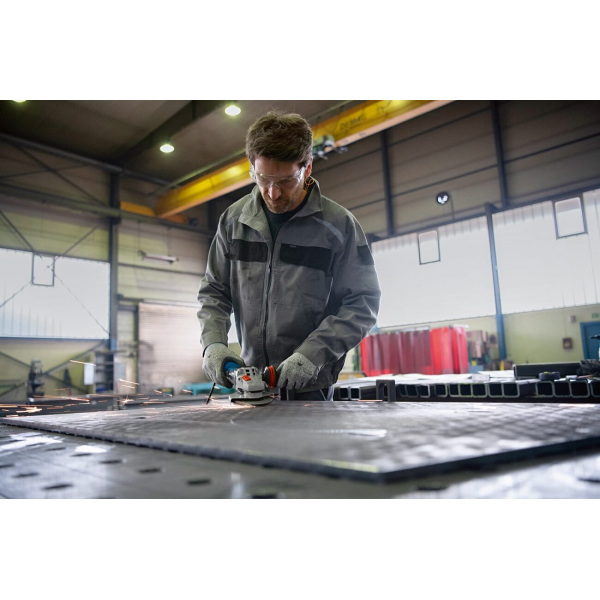 Кутова шліфмашина Bosch Professional GWS 14-125 S з регулюванням і антивібраційною рукояткою 06017D0100