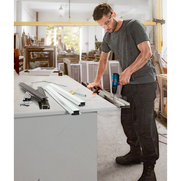 Акумуляторний ударний дриль-шурупокрут Bosch GSB 120-Li Professional в кейсі з 2 акб GBA 12V 2.0 Ah та з/п GAL 1210 CV 06019G8100 Акумуляторний ударний дриль-шурупокрут Bosch GSB 120-Li Professional в кейсі з 2 акб GBA 12V 2.0 Ah та з/п GAL 1210 CV 06019G8100