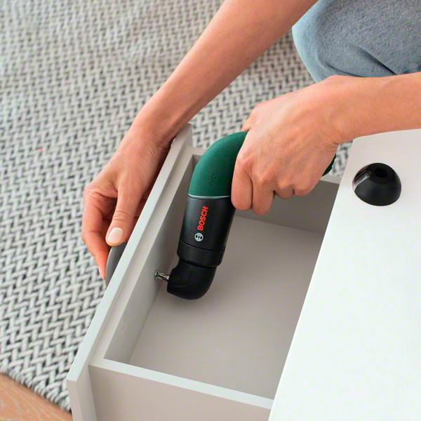 Акумуляторна викрутка Bosch IXO 6 Set (06039C7122)