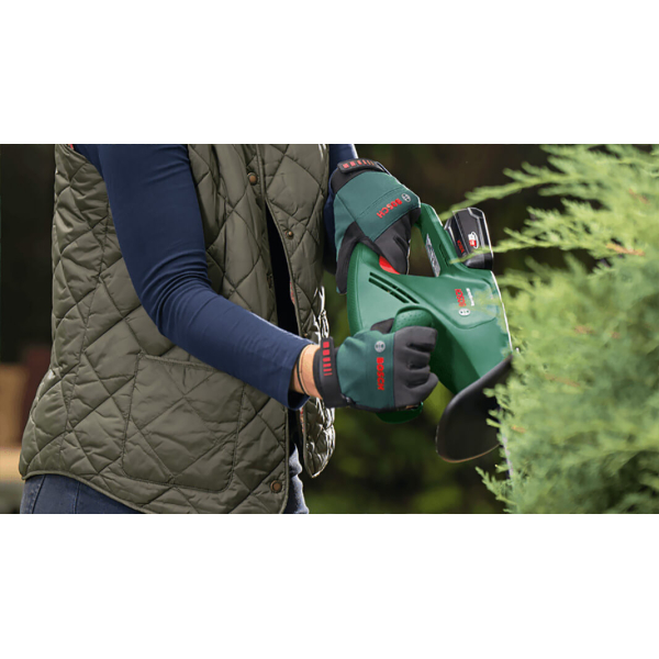 Кущоріз акумуляторний Bosch Easy HedgeCut 18-52-13 без акб і з/п 0600849M00 Кущоріз акумуляторний Bosch Easy HedgeCut 18-52-13 без акб і з/п 0600849M00