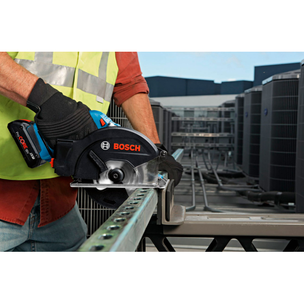 Акумуляторна циркулярна пила Bosch Professional GKM 18V-50 в L-Boxx 238 з 2 акб GBA 18V 5.0Ah та з/п GAL 18V-40 06016B8002