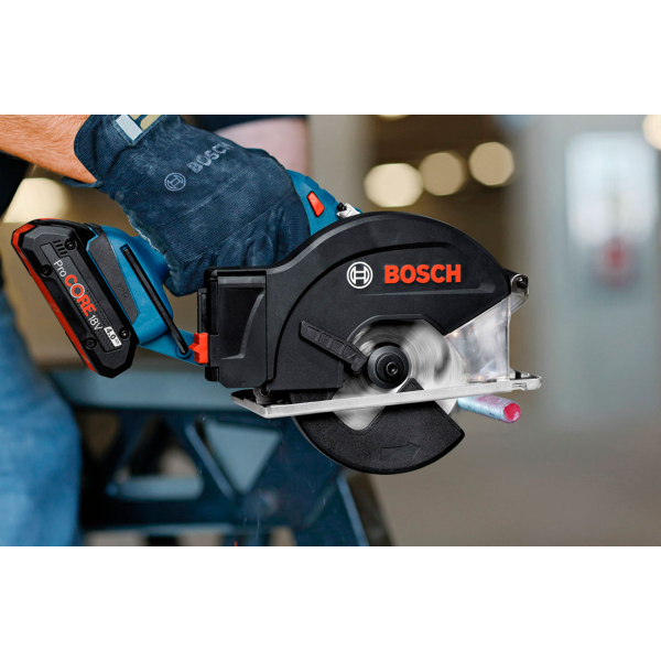 Акумуляторна циркулярна пила Bosch Professional GKM 18V-50 в L-Boxx 238 з 2 акб GBA 18V 5.0Ah та з/п GAL 18V-40 06016B8002
