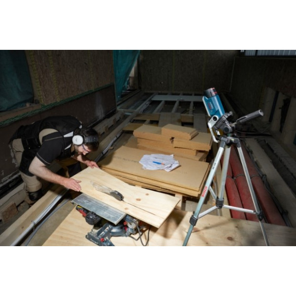 Акумуляторний ліхтар Bosch GLI 12V-300 Professional (06014A1000) Акумуляторний ліхтар Bosch GLI 12V-300 Professional (06014A1000)