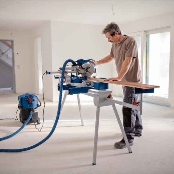 Торцювальна пила Bosch GCM 305-216 D Professional 0601B49000