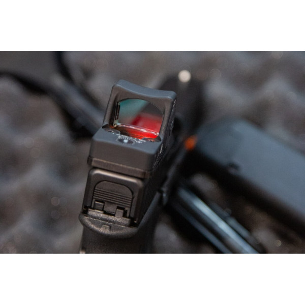 Кріплення Trijicon для прицілів RMR/SRO на пістолети Glock (без системи MOS) RM44-AC32012 Кріплення Trijicon для прицілів RMR/SRO на пістолети Glock (без системи MOS) RM44-AC32012