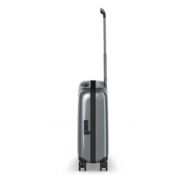 Валіза Victorinox Travel AIROX/Silver 612499 (Маленька) Валіза Victorinox Travel AIROX/Silver 612499 (Маленька)